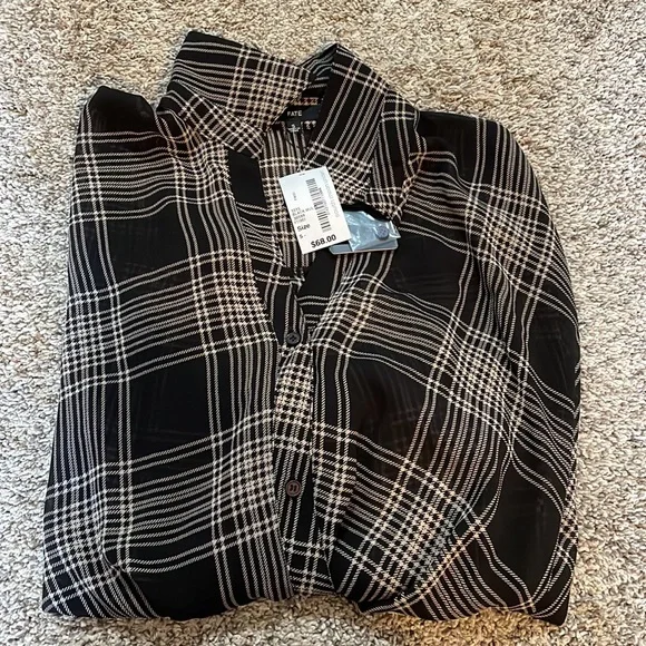 Sheer blouse - Picture 2 of 3